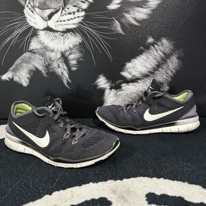 Nike Free 5.0 TR Fit 5 704674-004 Athletic Sneaker Womens 8 Black Mesh Running